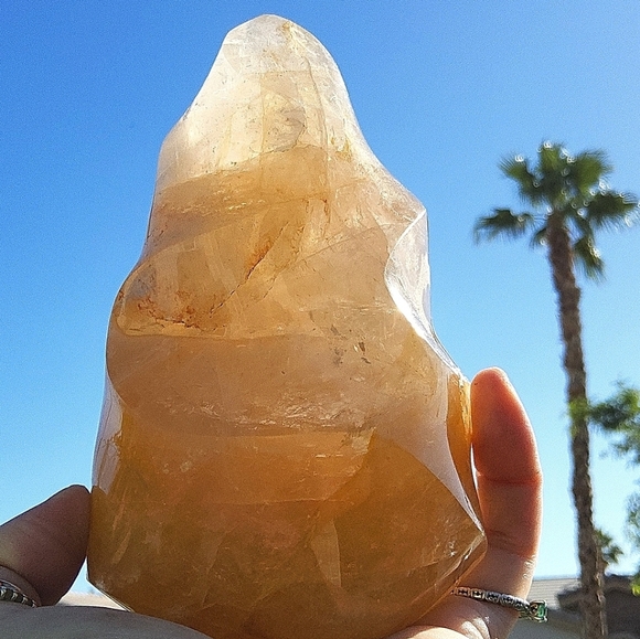 XL Extra Gorgeous Golden Healer Flame - Picture 7 of 17